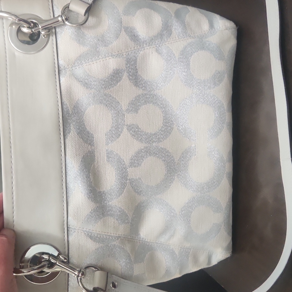 Purse - Picture 7 of 9